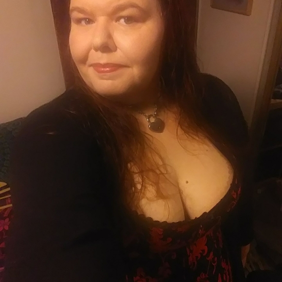 Meet your Posher, Brooke - Picture 1 of 1